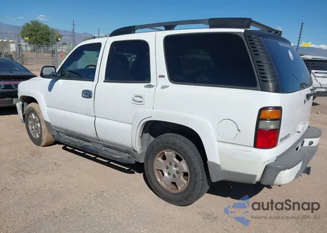 2006 Chevrolet Tahoe Z71 из США, поврежденный, VIN 1GNEC13T16R112083